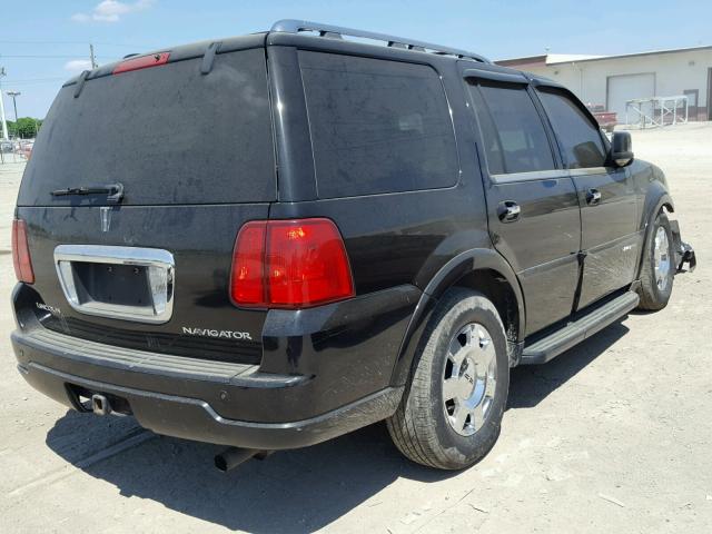 5LMFU28545LJ24670 - 2005 LINCOLN NAVIGATOR BLACK photo 4