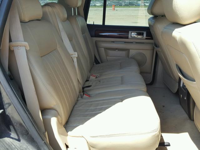 5LMFU28545LJ24670 - 2005 LINCOLN NAVIGATOR BLACK photo 6