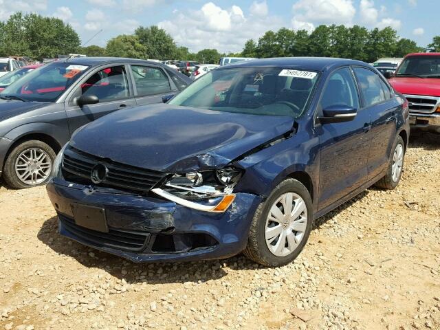 3VWD17AJ7EM396055 - 2014 VOLKSWAGEN JETTA BLUE photo 2