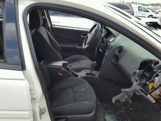 2G2WP552181102327 - 2008 PONTIAC GRAND PRIX WHITE photo 5