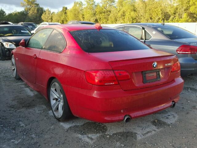 WBAWB73529P045320 - 2009 BMW 335I RED photo 3