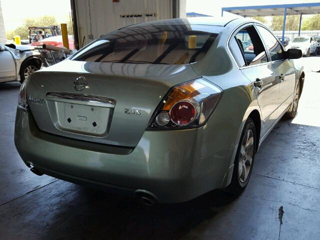 1N4AL21E48N556785 - 2008 NISSAN ALTIMA 2.5 GREEN photo 4