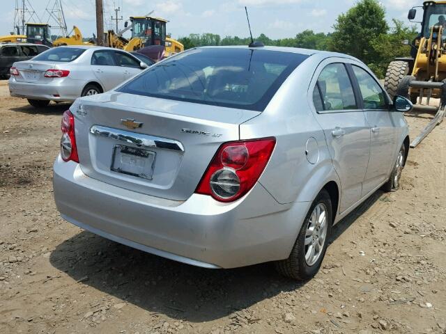 1G1JC5SH3F4172691 - 2015 CHEVROLET SONIC SILVER photo 4