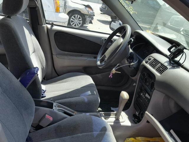 1Y1SK5281YZ437110 - 2000 CHEVROLET GEO PRIZM 银色 照片 5