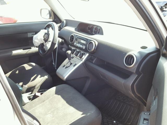 JTLKE50E381051389 - 2008 TOYOTA SCION XB ნაცრისფერი ფოტო 5