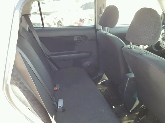 JTLKE50E381051389 - 2008 TOYOTA SCION XB ნაცრისფერი ფოტო 6