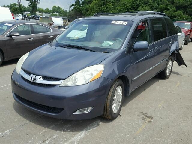 5TDZK22C28S223475 - 2008 TOYOTA SIENNA XLE BLUE photo 2