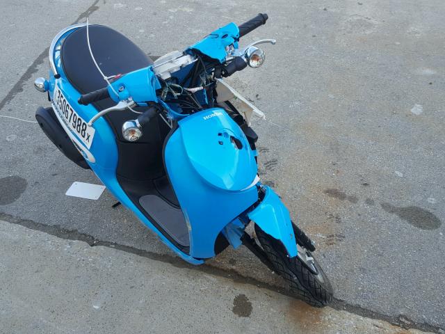 JH2AF771XHK100107 - 2017 HONDA NCW50 BLUE photo 1