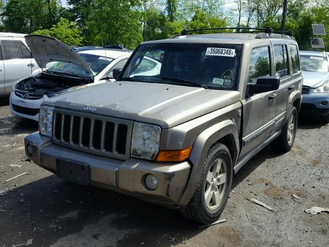 1J8HG48N46C245468 - 2006 JEEP COMMANDER TAN photo 2