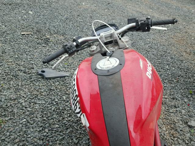 ZDM1RADN4CB056106 - 2012 DUCATI MONSTER 69 RED photo 5