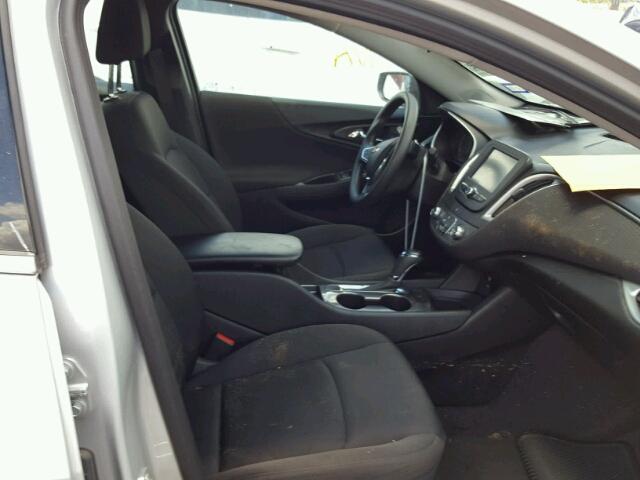 1G1ZB5ST7HF128744 - 2017 CHEVROLET MALIBU LS 银色 照片 5