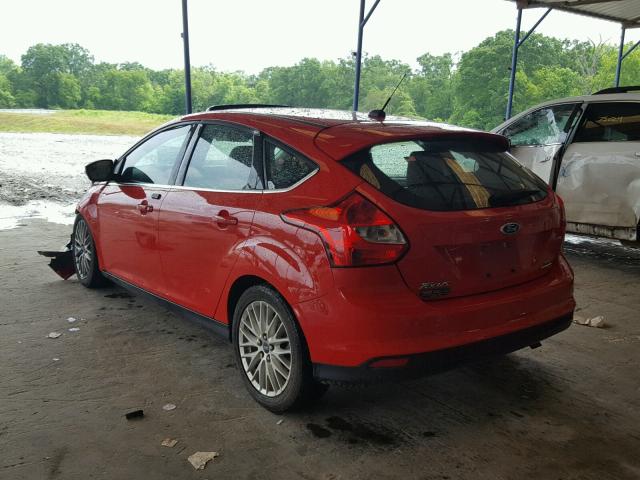 1FAHP3M2XCL399262 - 2012 FORD FOCUS SEL RED photo 3