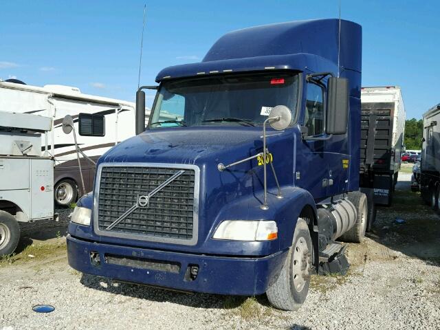 4V4MC9DG9CN540981 - 2012 VOLVO VN VNM BLUE photo 2