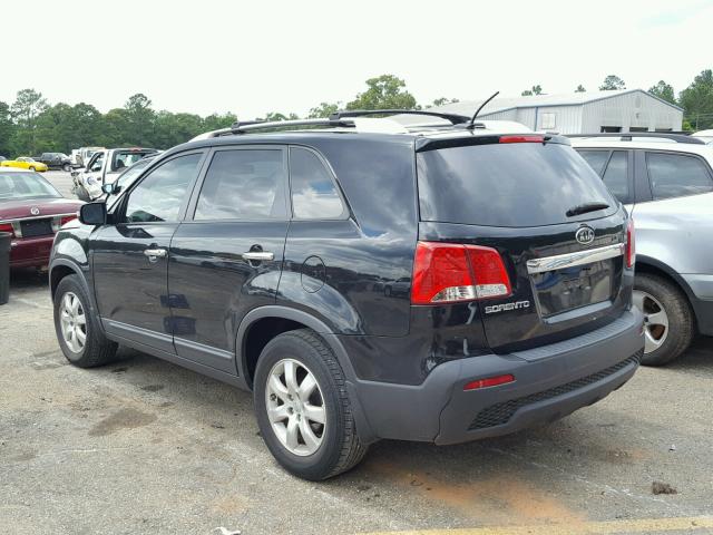 5XYKT3A6XDG411958 - 2013 KIA SORENTO LX BLACK photo 3