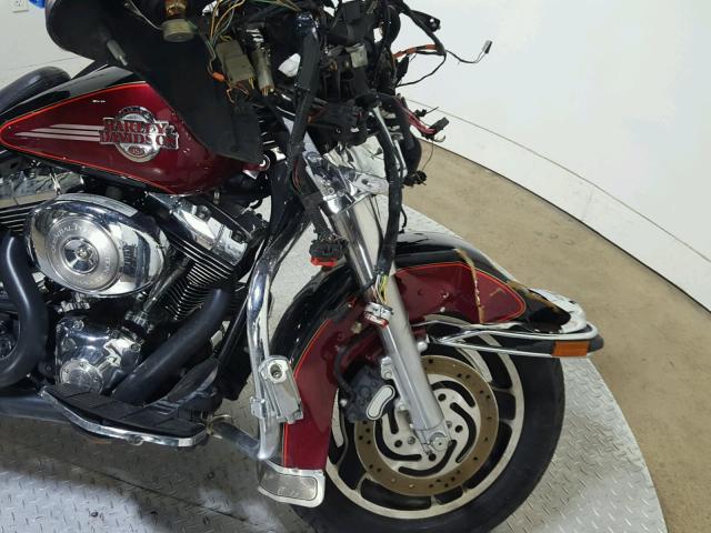 1HD1FCW195Y615125 - 2005 HARLEY-DAVIDSON FLHTCUI Екі түсті фото 14