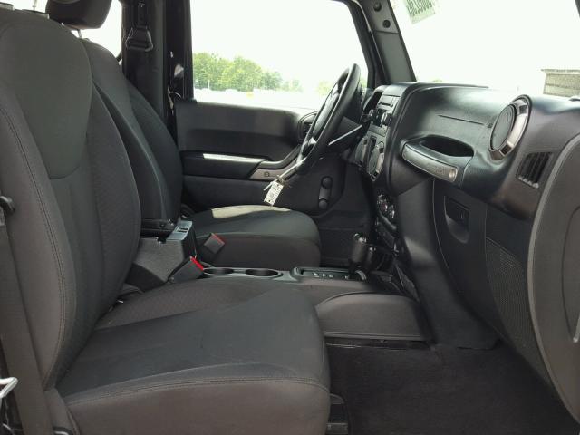 1C4AJWAG7FL753922 - 2015 JEEP WRANGLER S BLACK photo 5
