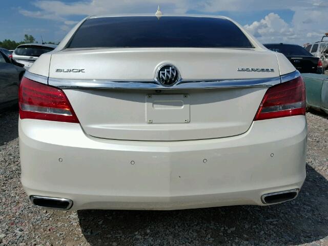 1G4GF5G31EF214621 - 2014 BUICK LACROSSE T WHITE photo 9
