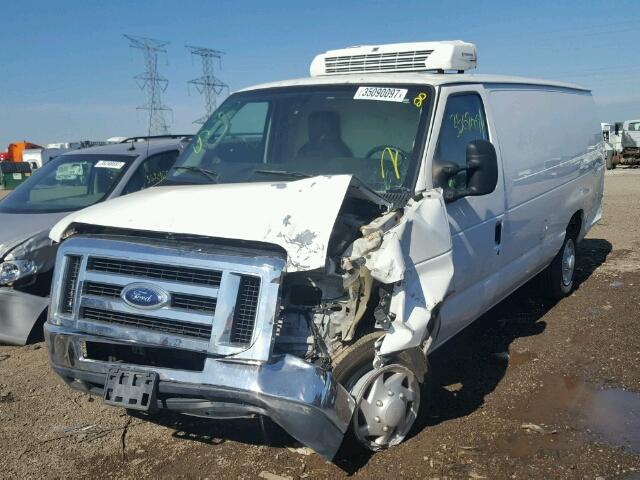 1FTSS34P69DA31786 - 2009 FORD ECONOLINE WHITE photo 2