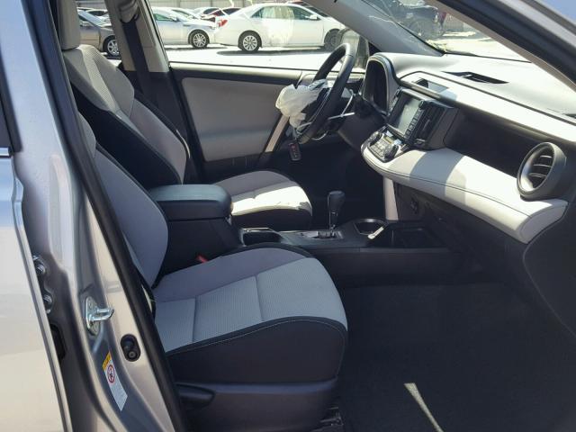 JTMWFREV2JJ170776 - 2018 TOYOTA RAV4 ADVEN SILVER photo 5