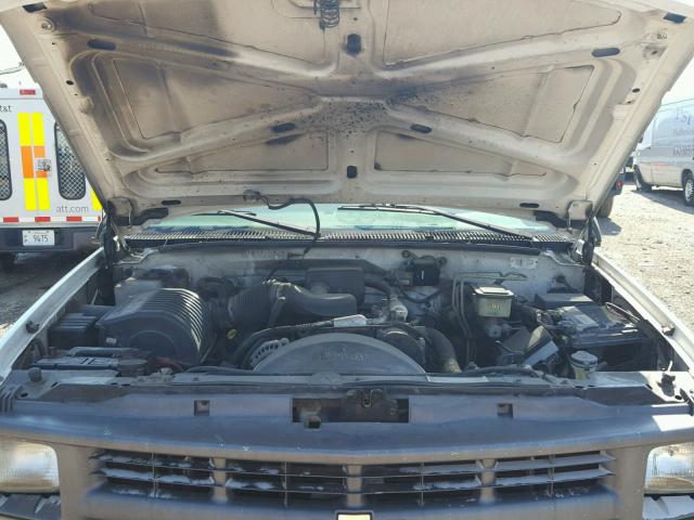 1GBGC34R7YR218111 - 2000 CHEVROLET C3500 WHITE photo 7