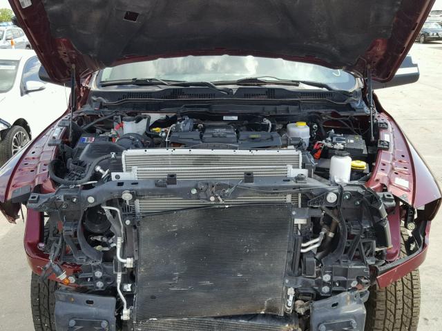 3C6UR5CL0HG713439 - 2017 RAM 2500 ST RED photo 7