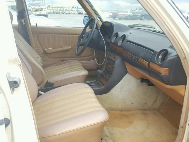 WDBAB33A4DB035072 - 1983 MERCEDES-BENZ 300 DT BEIGE photo 5