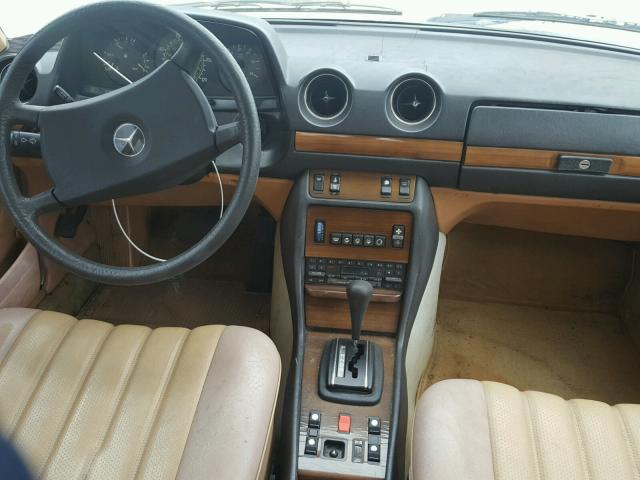 WDBAB33A4DB035072 - 1983 MERCEDES-BENZ 300 DT BEIGE photo 9