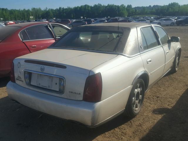 1G6KD54Y12U229733 - 2002 CADILLAC DEVILLE WHITE photo 4