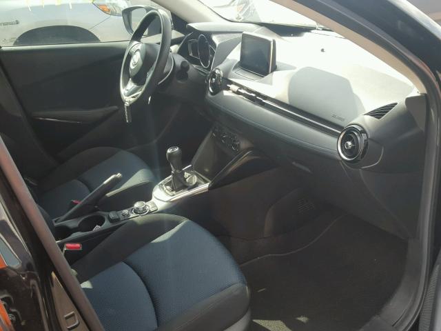 3MYDLBZV6GY121362 - 2016 TOYOTA SCION IA BLACK photo 5