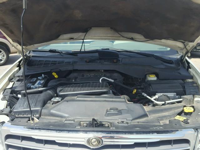 1A8HX58267F586706 - 2007 CHRYSLER ASPEN LIMI CREAM photo 7