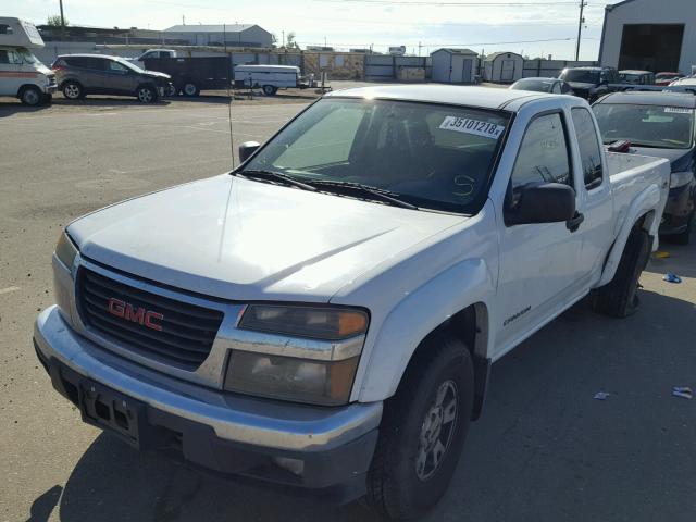 1GTDS196X48214235 - 2004 GMC CANYON WHITE photo 2