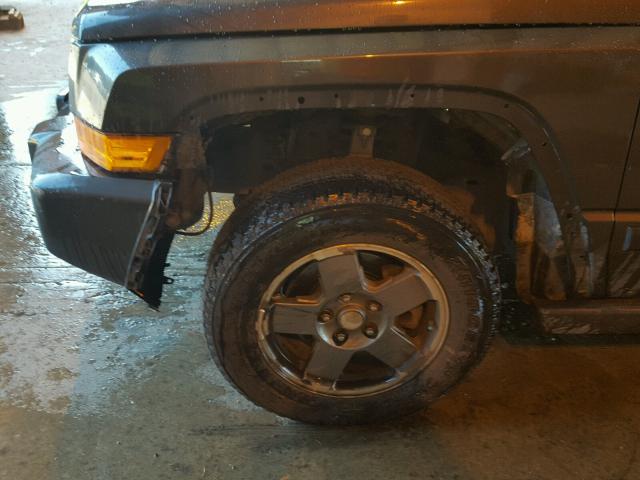 1J8HH48NX6C133190 - 2006 JEEP COMMANDER GRAY photo 9