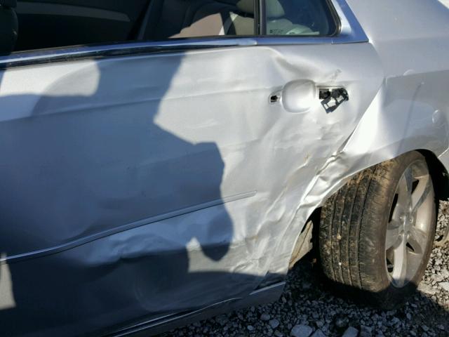 1G1ZC5EU5CF269922 - 2012 CHEVROLET MALIBU 1LT 银色 照片 9