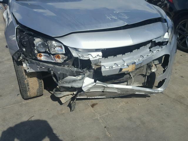 1G11C5SL7FF279171 - 2015 CHEVROLET MALIBU 1LT ვერცხლისფერი ფოტო 9