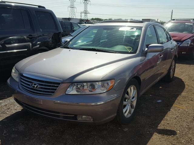 KMHFC46F76A055550 - 2006 HYUNDAI AZERA SE GRAY photo 2