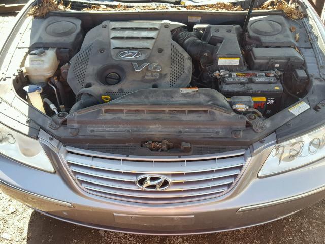 KMHFC46F76A055550 - 2006 HYUNDAI AZERA SE GRAY photo 7