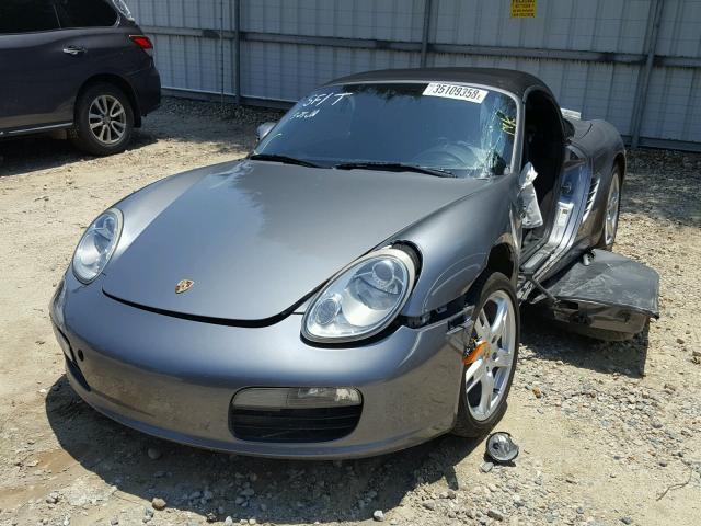 WP0CA29866U712917 - 2006 PORSCHE BOXSTER GRAY photo 2