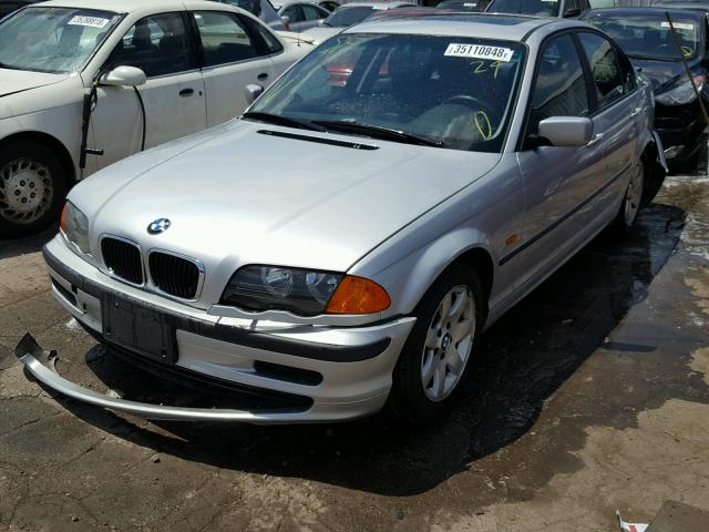 WBAAM3335XFP58646 - 1999 BMW 323I AUTOM SILVER photo 2