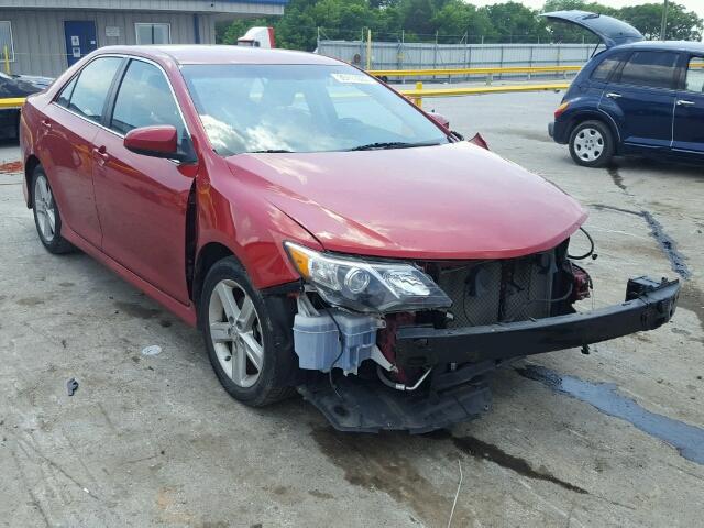 4T1BF1FK4EU784961 - 2014 TOYOTA CAMRY MAROON photo 1