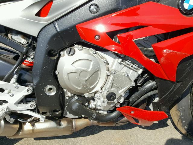 WB10D1203GZ696881 - 2016 BMW S 1000 R RED photo 7