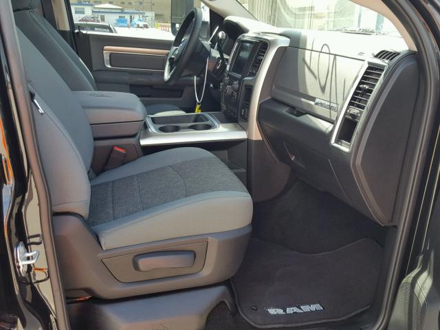 3C6UR5DL4GG362760 - 2016 RAM 2500 SLT 黑色 照片 5