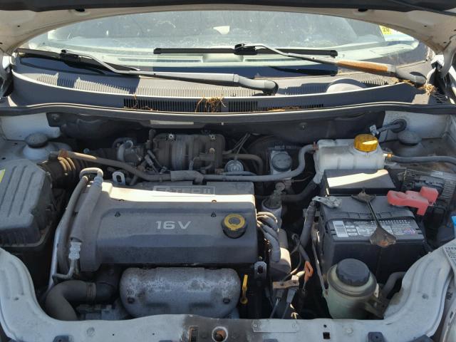 KL1TD56667B127030 - 2007 CHEVROLET AVEO BASE Argent photo 7