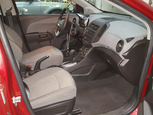 1G1JA5SH4C4230275 - 2012 CHEVROLET SONIC LS 栗色 照片 5