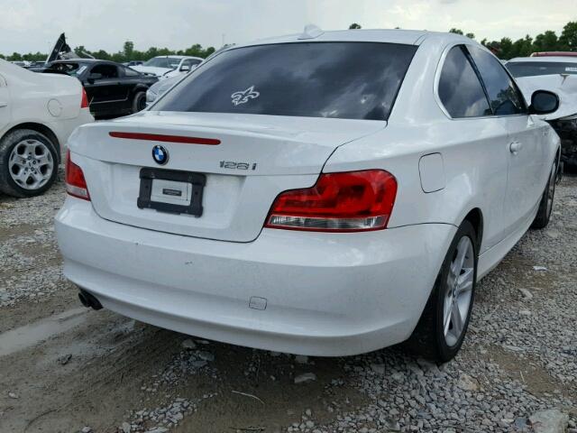 WBAUP7C55DVP24804 - 2013 BMW 128 I WHITE photo 4