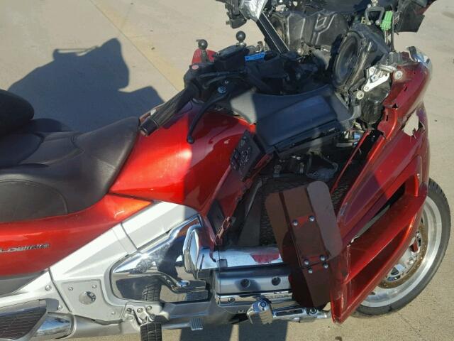 1HFSC47L58A705590 - 2008 HONDA GL1800 RED photo 5