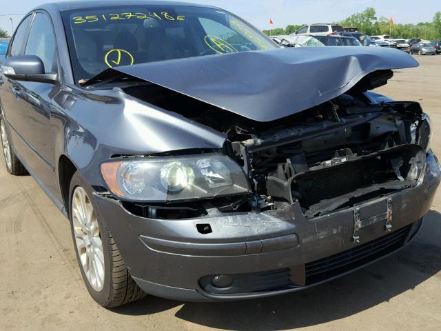 YV1MH682X72286385 - 2007 VOLVO S40 T5 GRAY photo 10