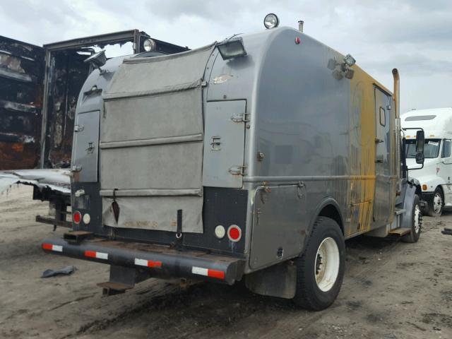 1FVACXCS07HX73620 - 2007 FREIGHTLINER M2 106 MED GRAY photo 4