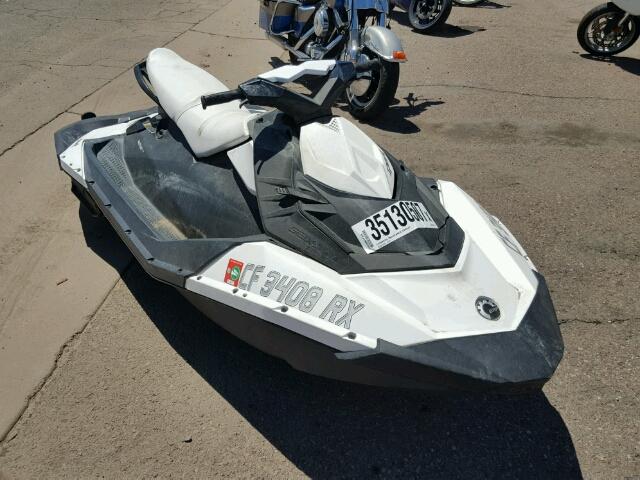 YDV15196F414 - 2014 BOMBARDIER JETSKI TWO TONE photo 1