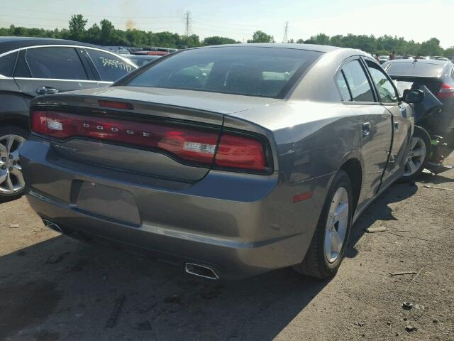 2C3CDXBG6CH302949 - 2012 DODGE CHARGER SE GRAY photo 4