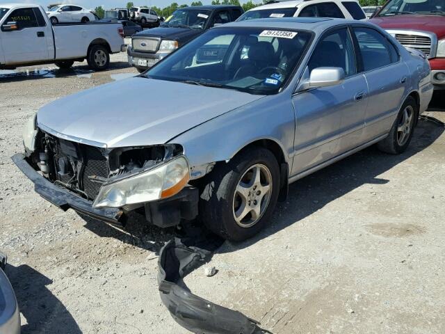 19UUA56642A013713 - 2002 ACURA 3.2TL SILVER photo 2